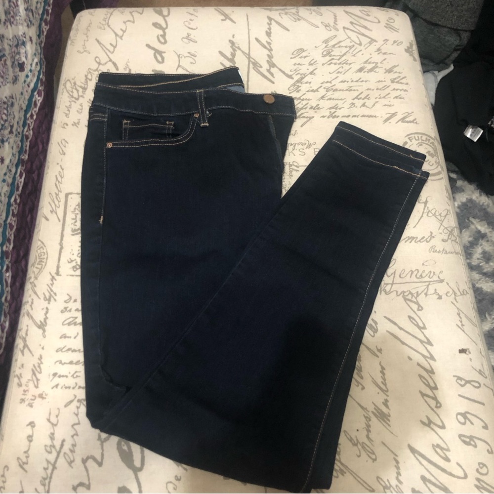Frayed Skinny Jeans